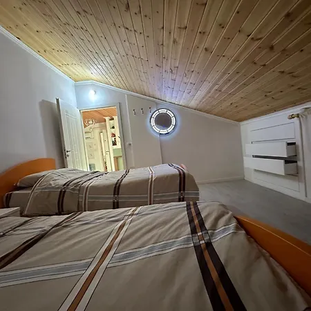 Loft By Holistay Tirana