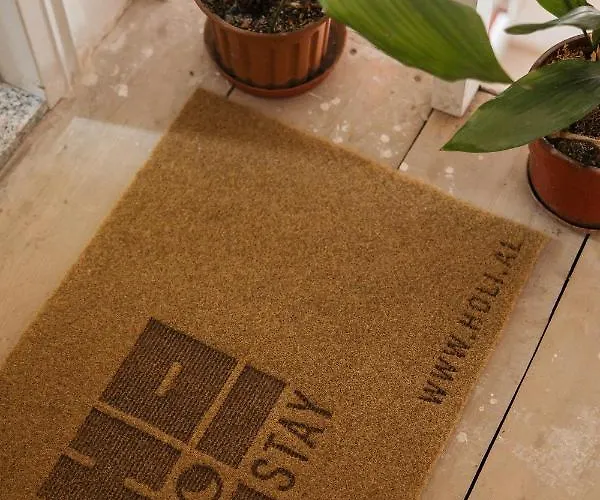 Loft By Holistay 地拉那