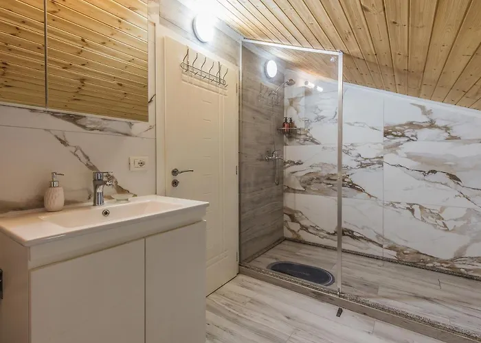 公寓 Loft By Holistay