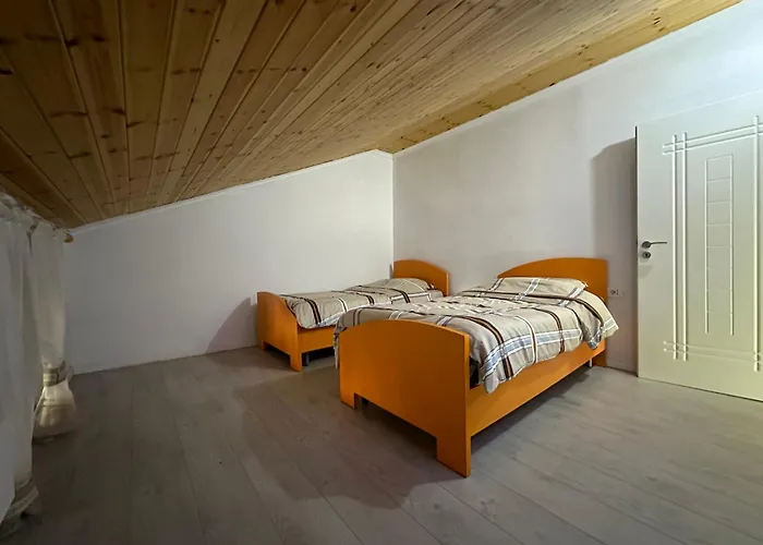 公寓 Loft By Holistay